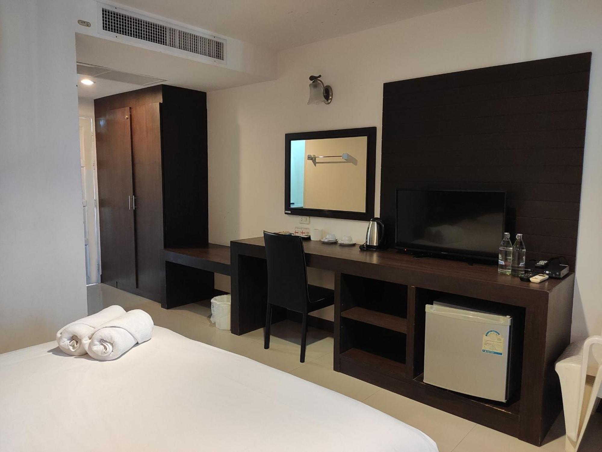Baan Manthana Hotel, HHQ Esterno foto