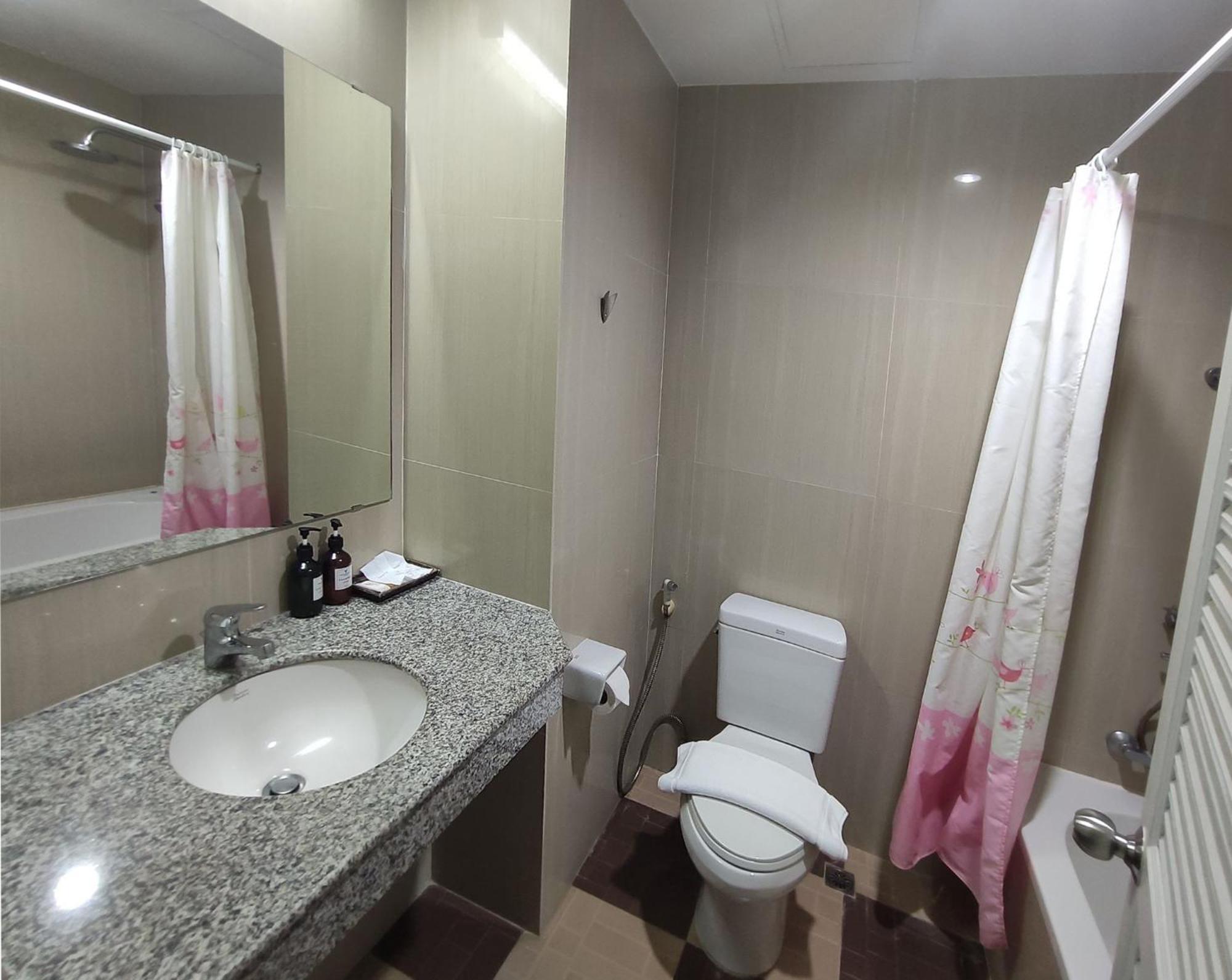 Baan Manthana Hotel, HHQ Esterno foto